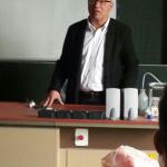 "Leibniz lädt ein" - Herr Dr. Schaefer bei 12BI1 - 24.5.13