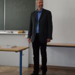 "Leibniz lädt ein" - Herr Resch zu Besuch bei der 5b - 24.5.13