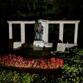 Kunstaktion auf dem Waldfriedhof 9/25